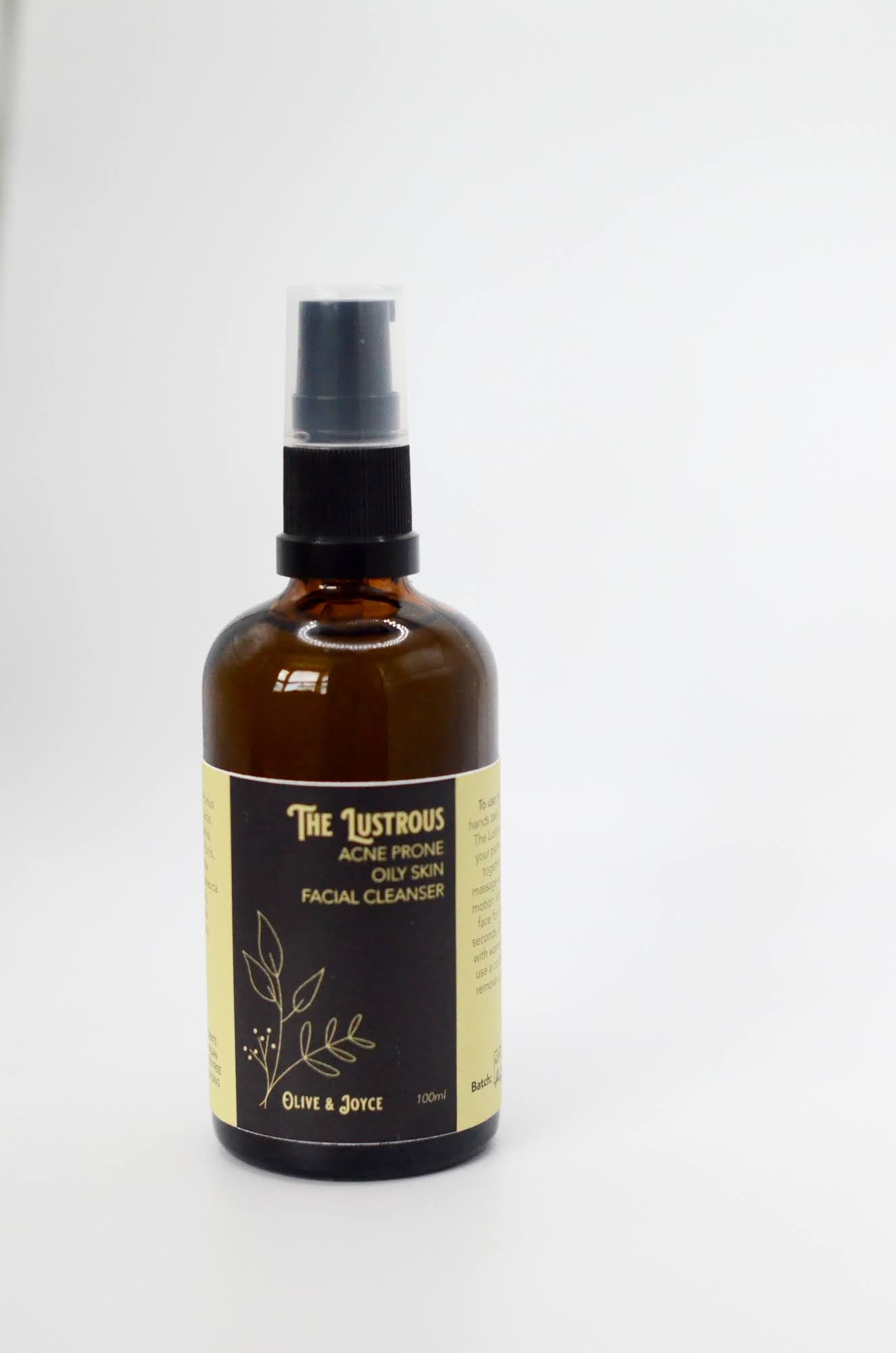 Natural skincare for teenage skin facial wash by the natural skincare company