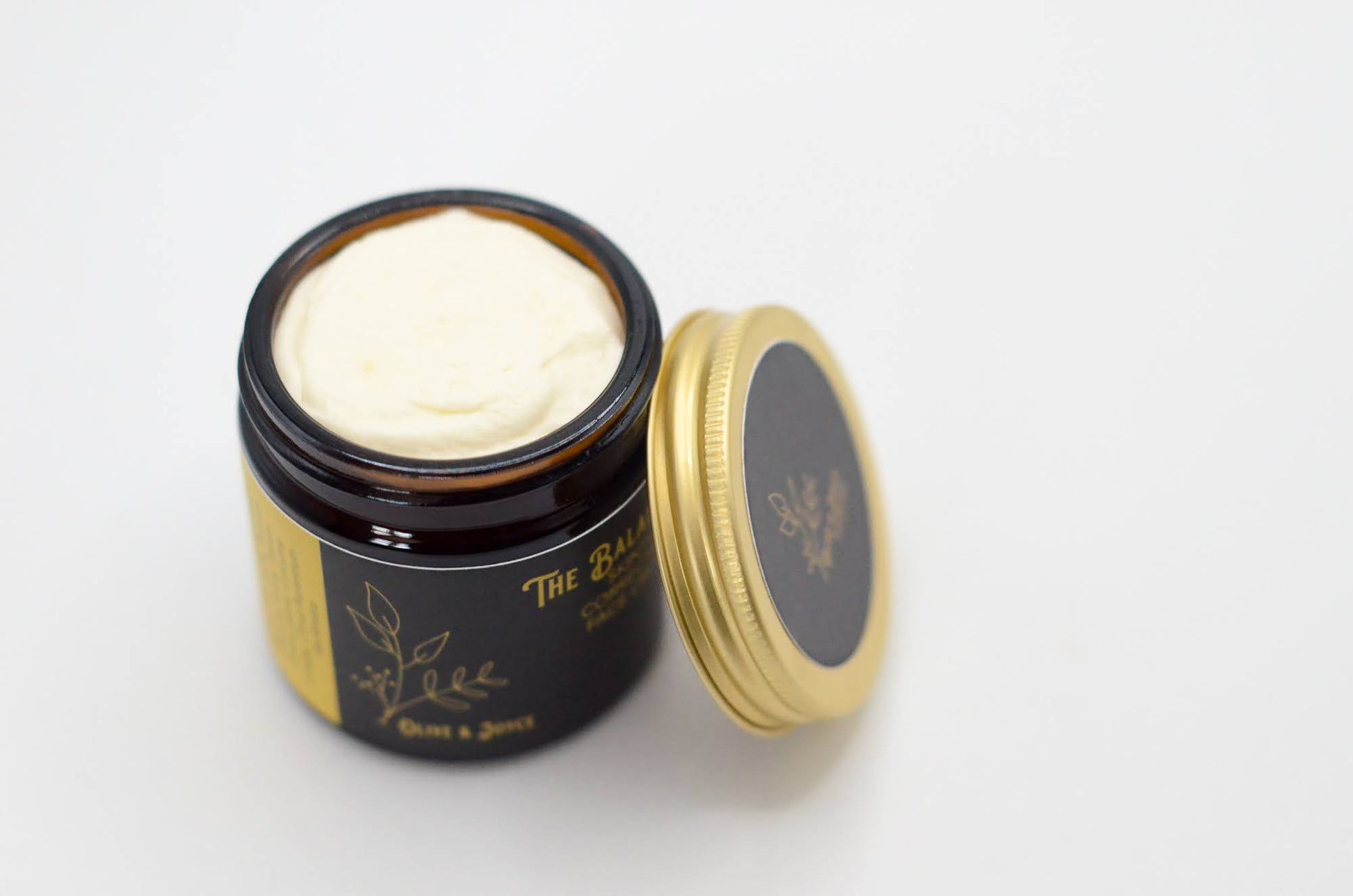Natural skincare to brighten skin face cream set by the natural skincare company